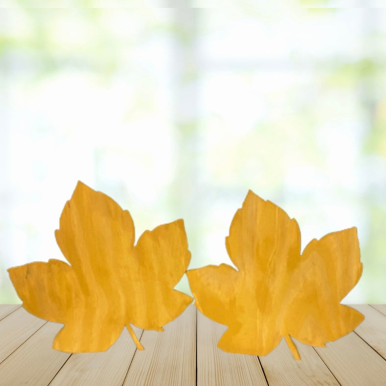 Maple Leaf Shelf Sitter